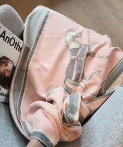 Christmas Gift Box Scarf and Gloves 043