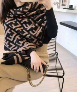 Christmas Gift Box Scarf and Gloves Black