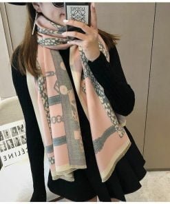 Christmas Gift Box Scarf and Gloves Pink And Grey 026