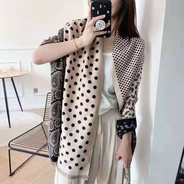 Designer Inspired Scarf 8014